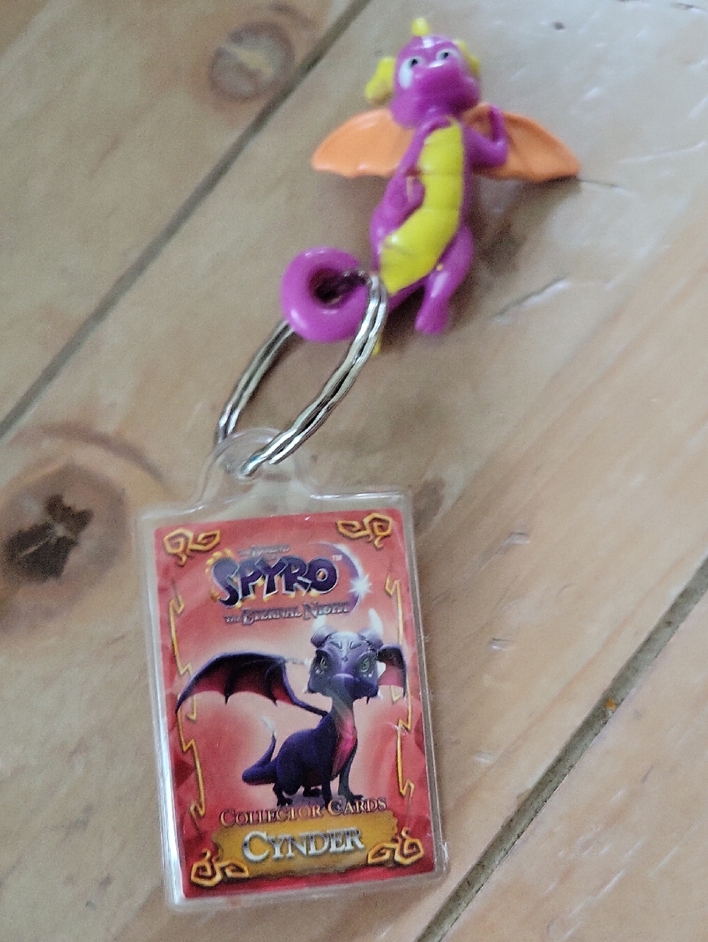 Spyro Dragon "Cynder" Keychain with Character Card